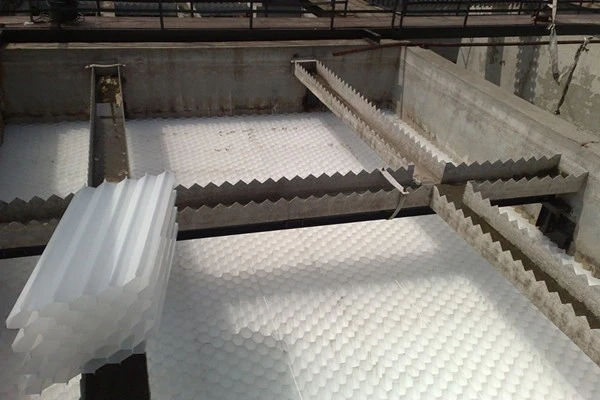 Tube settler lamella clarifier in sedimentation tank Tube settler lamella clarifier in sedimentation tank